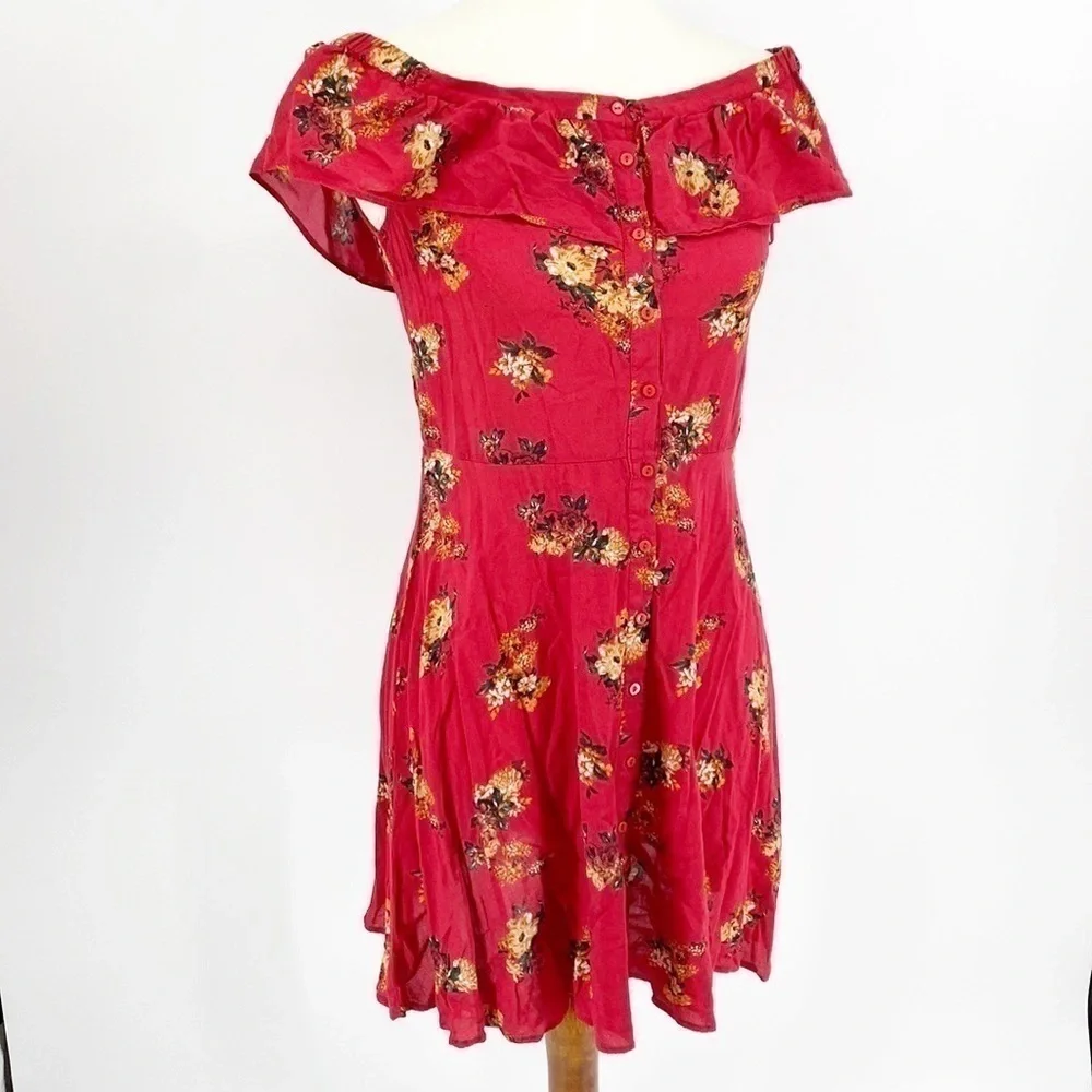ZARA RED FLORAL DRESS - Picture 1 of 2
